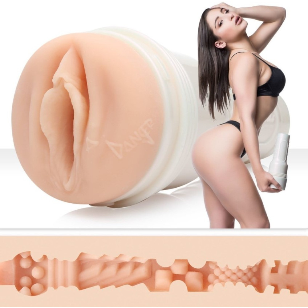 masturbator-v-kolbe-vahyna-fleshlight-girls-abella-danger-danger-signature-vagina-rp-kyberkozha-27548269408657_-9e855abcb5